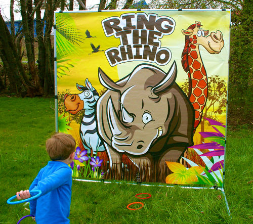 Carnival-Game-Ring-The-Rino
